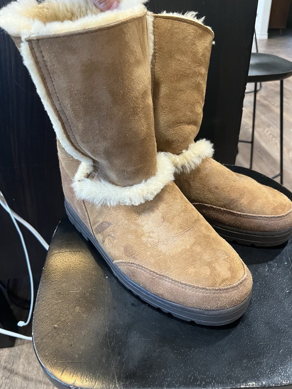UGG Australia Tall Shearling Boots Womens Size 9 Brown Suede Winter Boots
